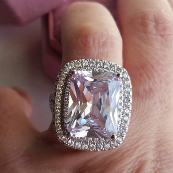 Swarovski Elements 925 Sterling Silver Huge Halo Solitaire Statement Ring NEW - Picture 5 of 17